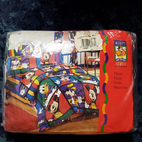 Vintage 90s Disney Mickey & Crew -2 Twin Sheet & 2 Pillow Cases RARE New Sealed - Picture 12 of 16